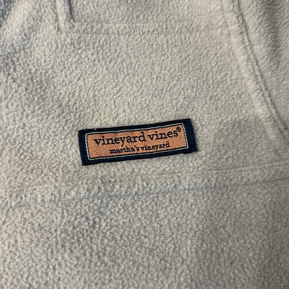 Vineyard vines fleece pullover boys size 7. Good used condition - Picture 2 of 6